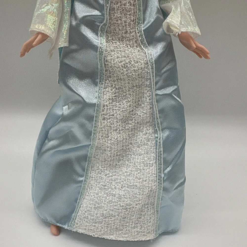 2006 Holiday Angel Barbie J0590 Mattel Blonde Doll Original Dress Wings